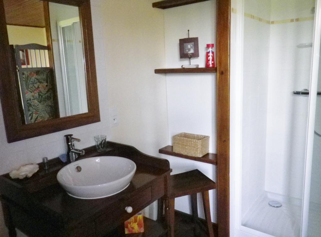 Chambre D'Hotes La Haie Fleurie Chevillard Oda fotoğraf